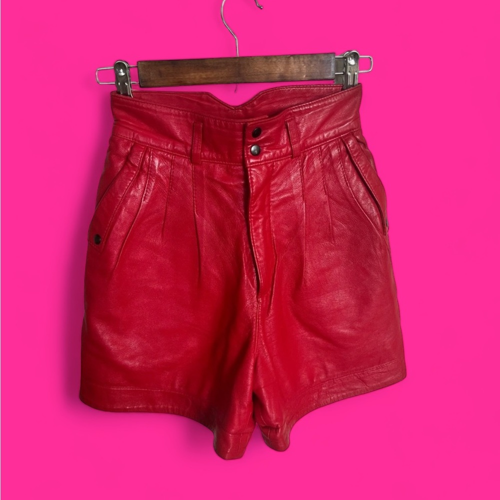 80s vintage high waisted leather shorts